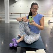 Mi clase está llena de energía, está enfocado a trabajar todos los músculos y siempre conectando cuerpo con mente.